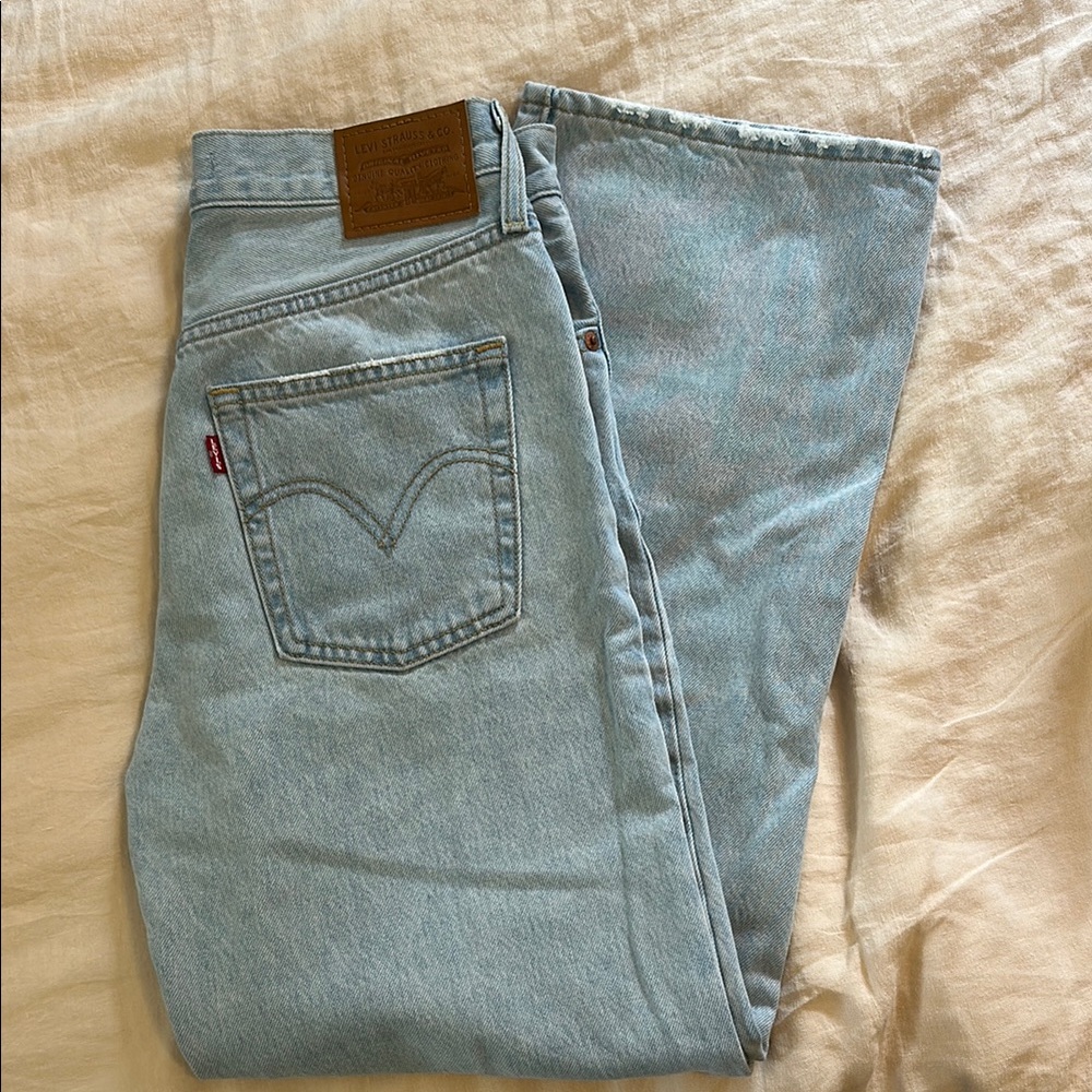Levi's Light BlueRibcage Straight Ankle Jeans